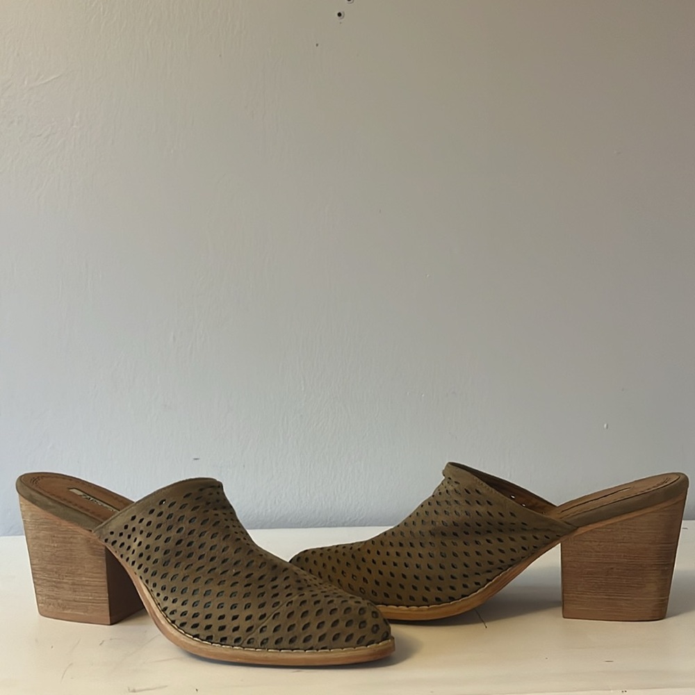 Zapshop Greenish brown open backed mules